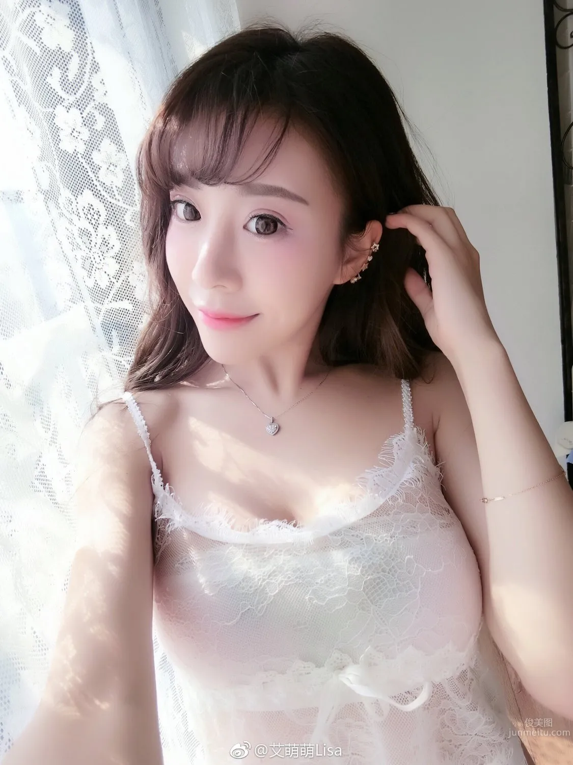 Sweetheart Host Ai Mengmeng Lisa, Massive Beautiful Pictures photo 16