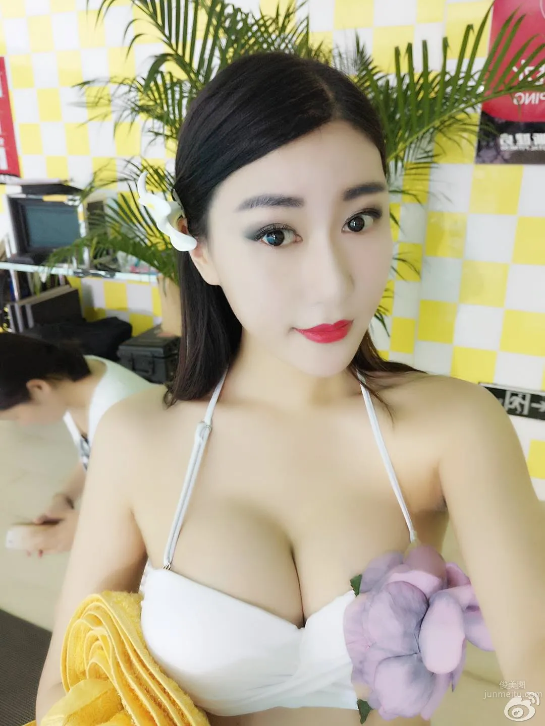 Beauty Model Xue Manrou Playful Weibo Private Shoot photo 9