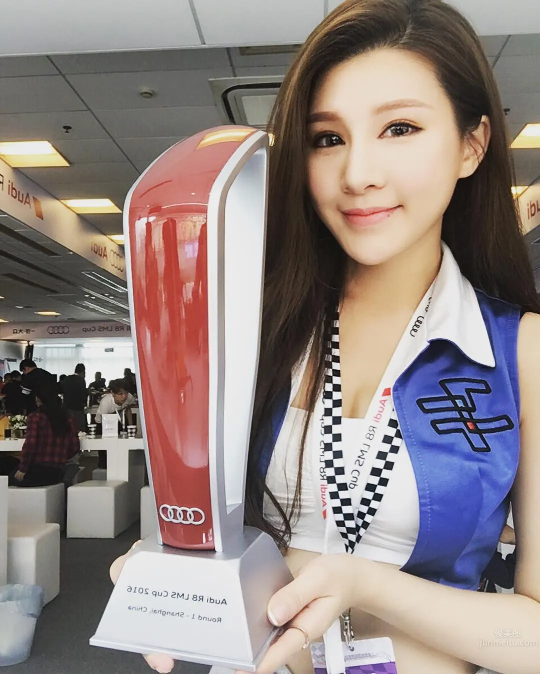 Taiwan Car Model Aiyusha Vanessa, Wild and Uninhibited and Charming photo 1