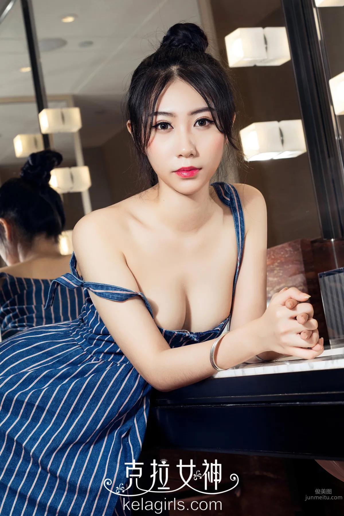 Kelagirls Xiao Lu, A Beauty Kept in a Golden House, Fair as Jade photo 17