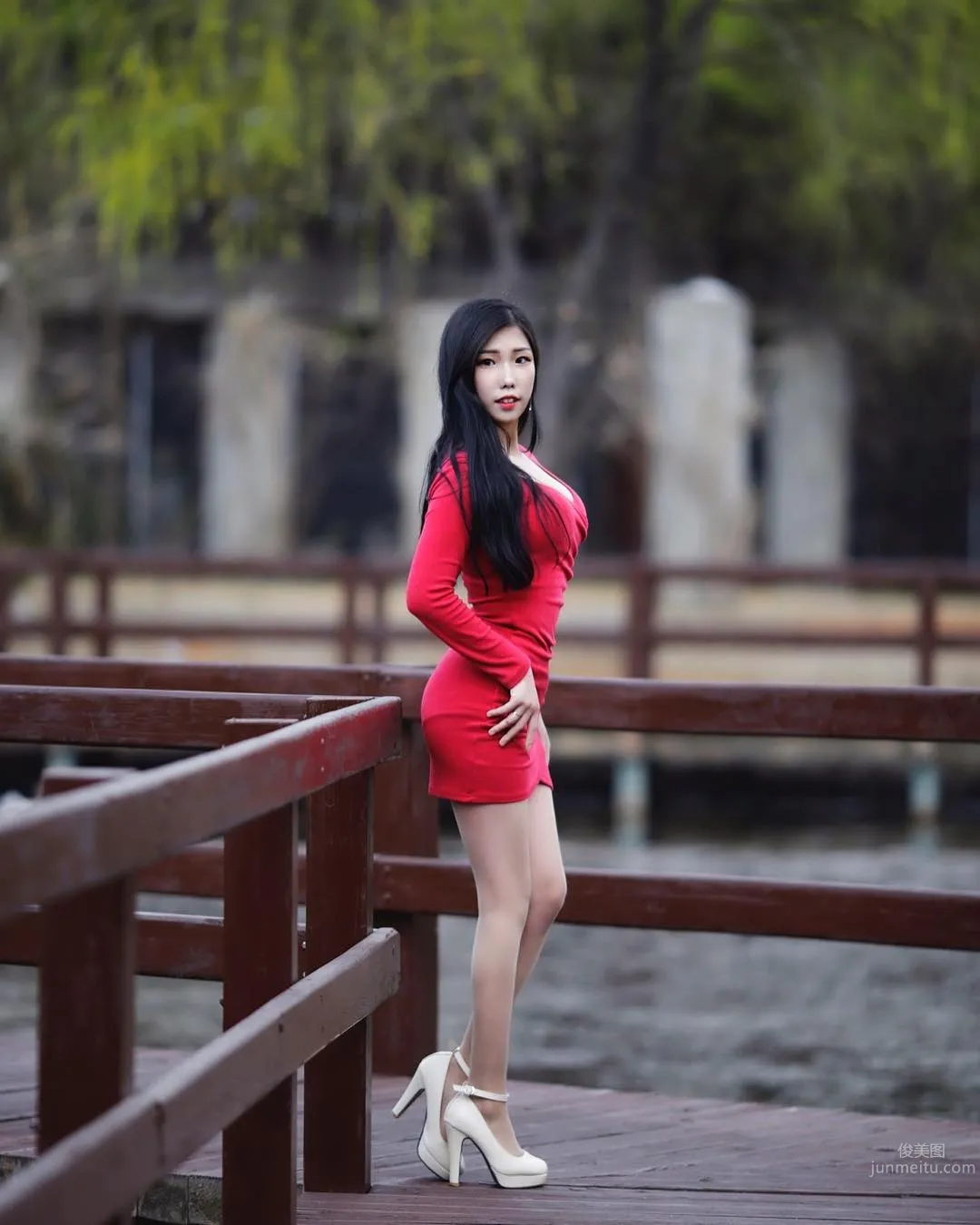 韓國美女조달쏭 街頭性感寫真美圖 4