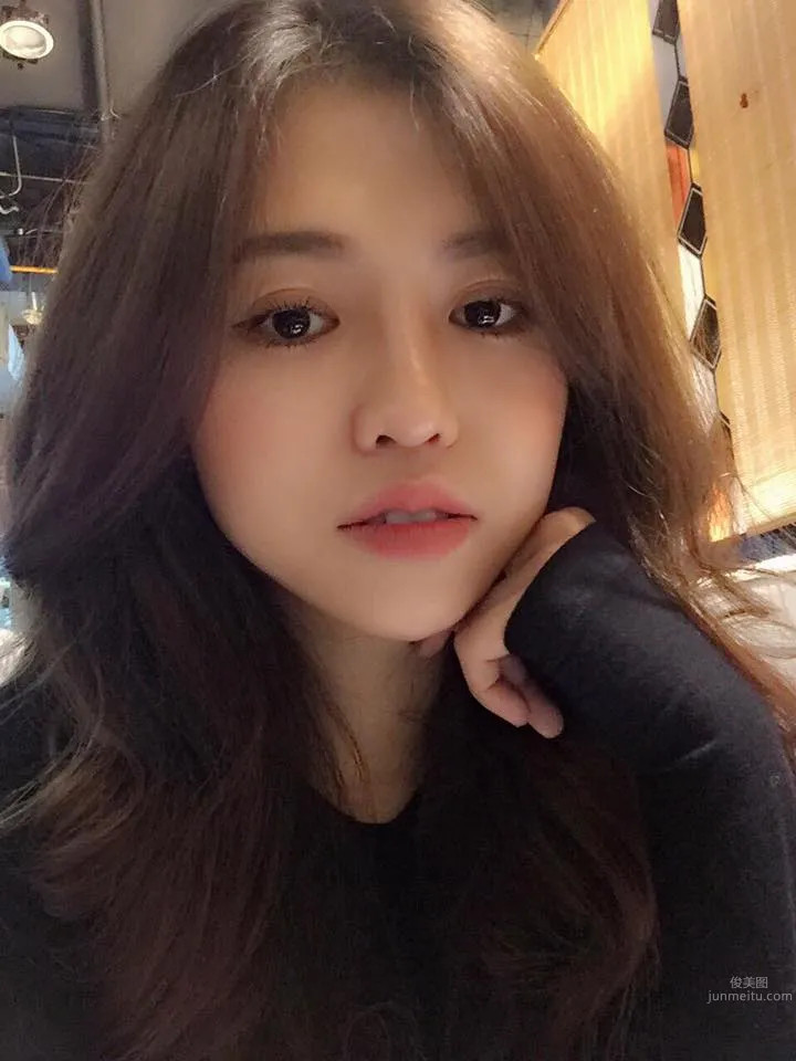 Nghi Nghi，越南也有這麼養眼的禦姐 6