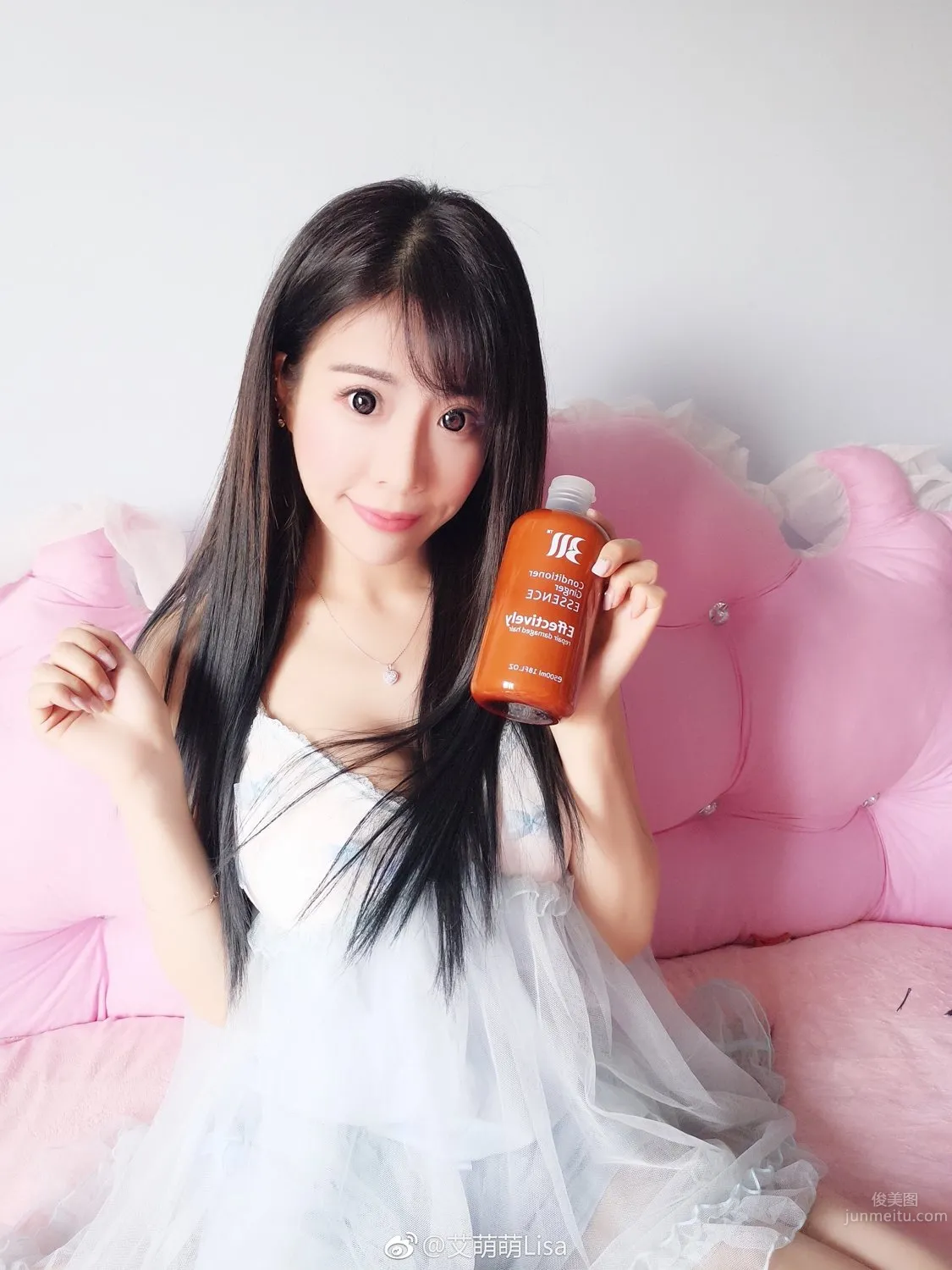 Sweetheart Host Ai Mengmeng Lisa, Massive Beautiful Pictures photo 1
