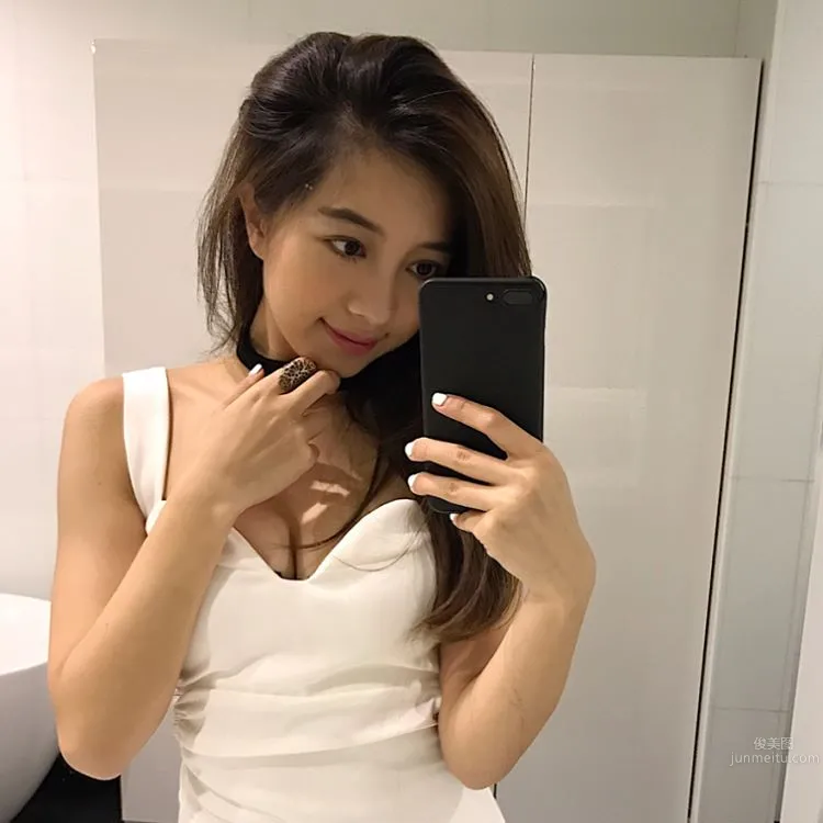 NTU Campus Beauty Wu Yide Elegant Private Shoot photo 17