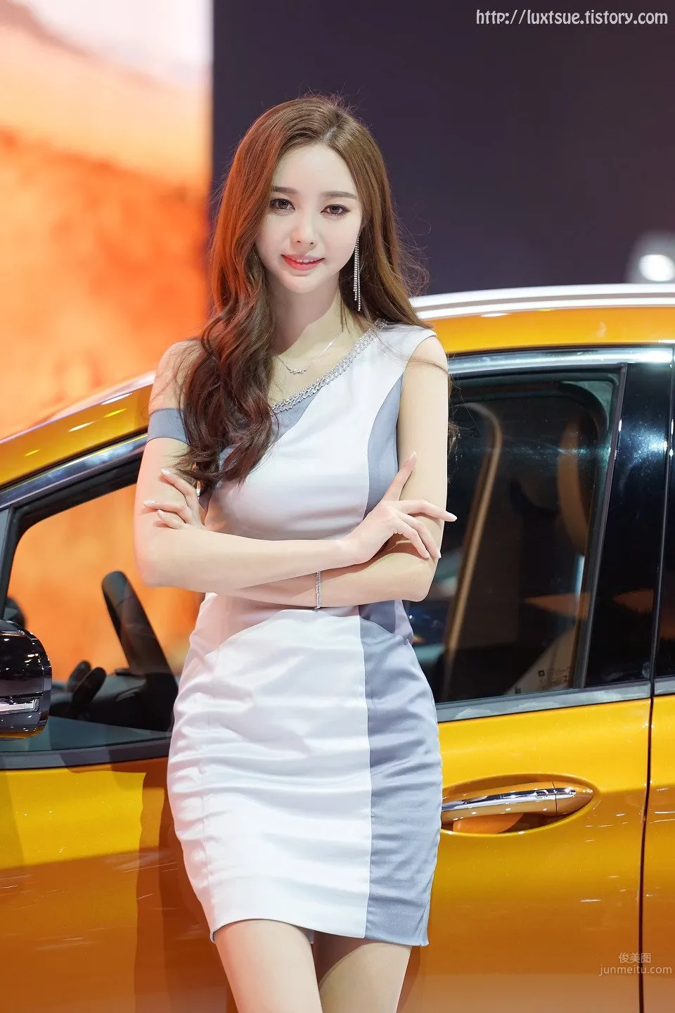 韓國氣質車模鄭恩惠 車展風采美圖寫真 10