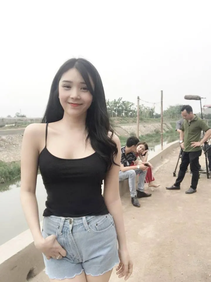 Vietnamese Girl Lai Thanh, Netizens All Feel in Love photo 41