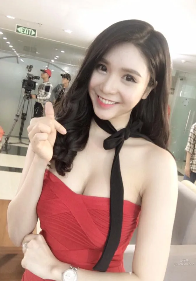 Vietnamese Girl Lai Thanh, Netizens All Feel in Love photo 11