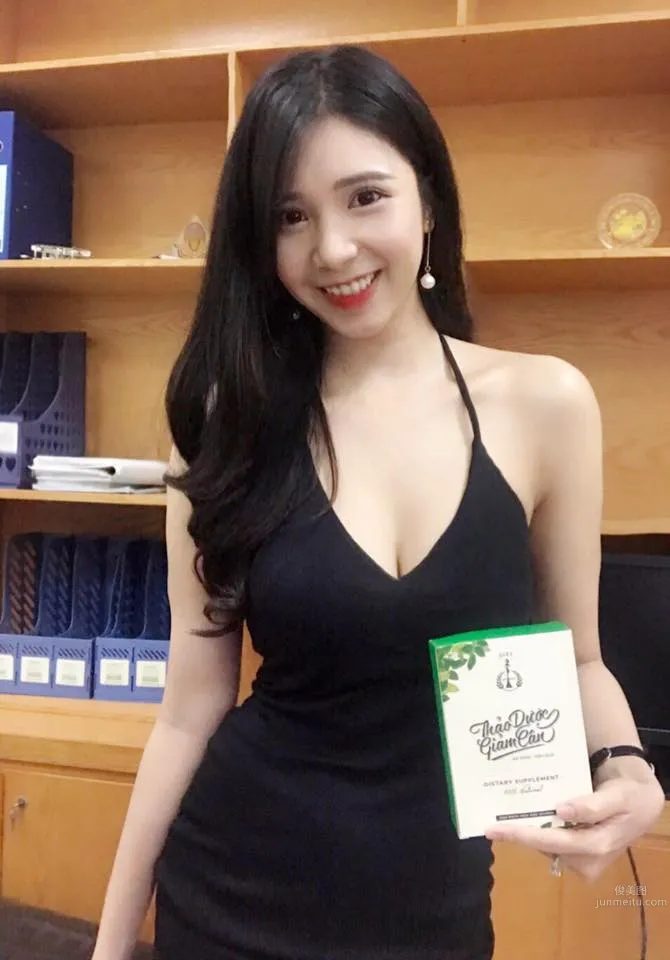 Vietnamese Girl Lai Thanh, Netizens All Feel in Love photo 36