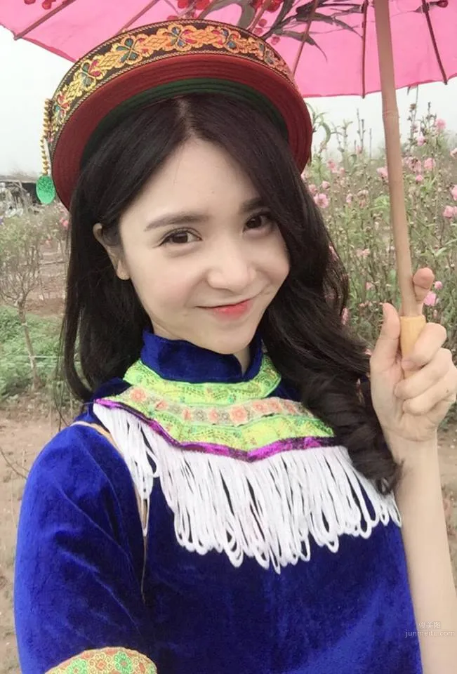 Vietnamese Girl Lai Thanh, Netizens All Feel in Love photo 23