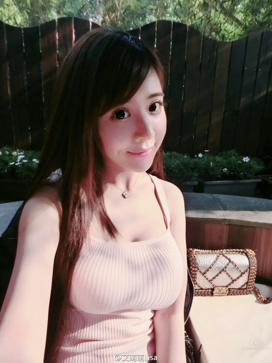 Sweetheart Host Ai Mengmeng Lisa, Massive Beautiful Pictures photo 30