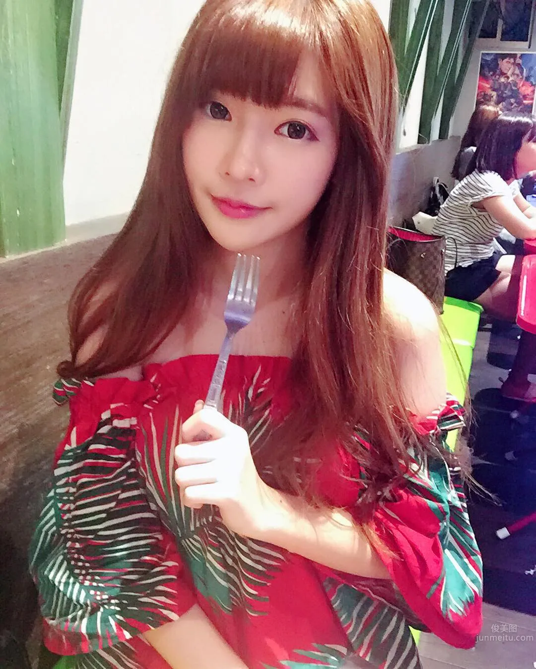Healing-Type Beauty Jian Xinru Steals Netizens' Hearts Directly photo 8