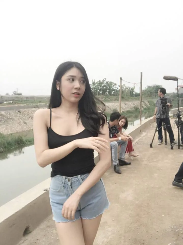 Vietnamese Girl Lai Thanh, Netizens All Feel in Love photo 44
