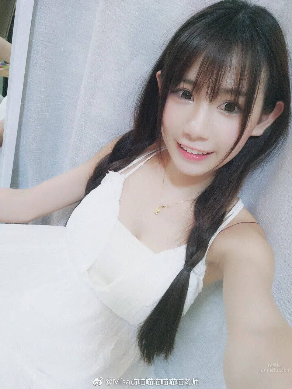 Beautiful Young Coser Misa Zhenmiao, Cute and Playful Private Photos photo 3