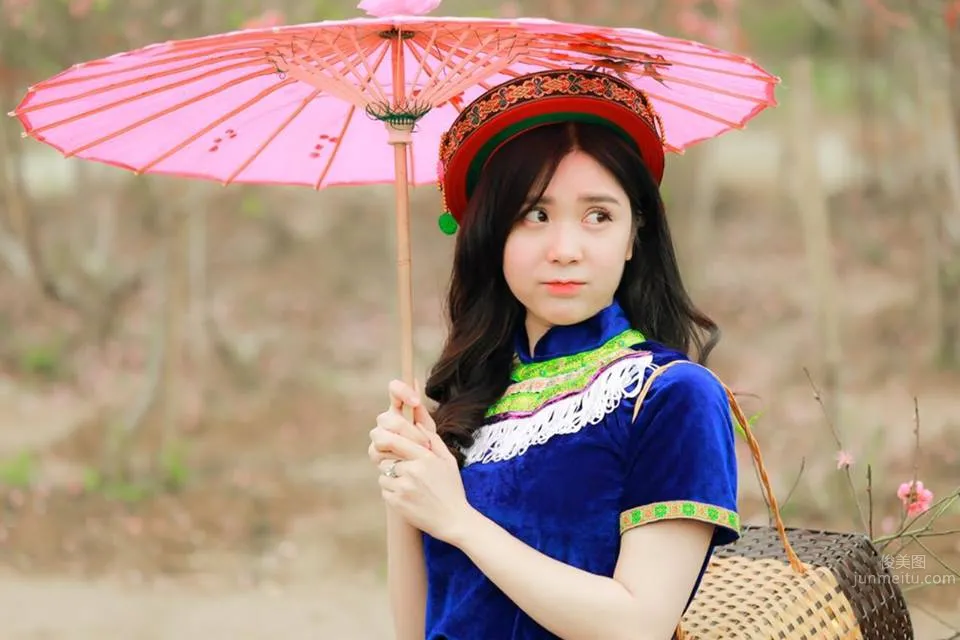 Vietnamese Girl Lai Thanh, Netizens All Feel in Love photo 25