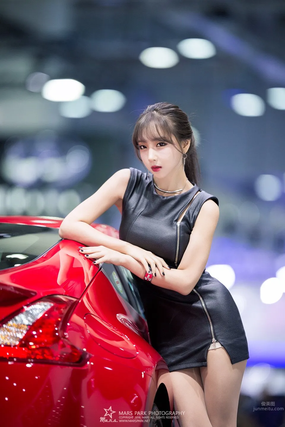 韓國美女Kim Mina 眼角美人痣倍撩人 42