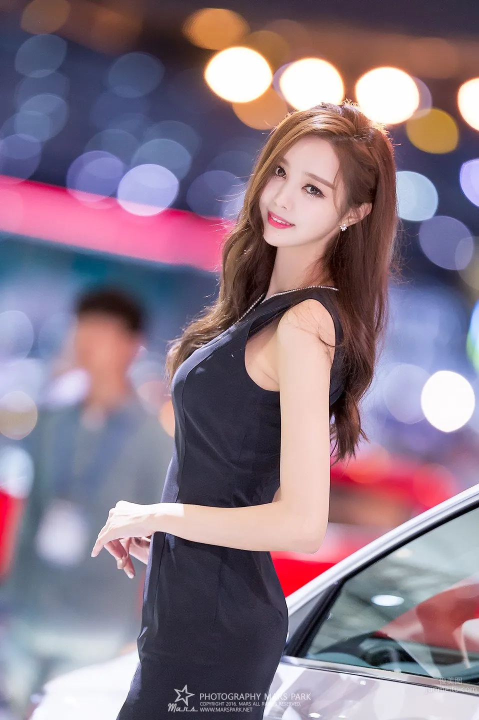 韓國氣質車模鄭恩惠 車展風采美圖寫真 13