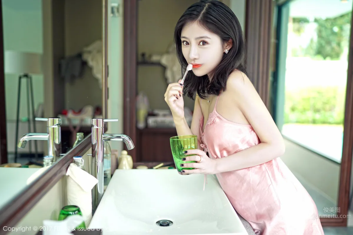初恋女神施忆佳KITTY 睡美人与唯美仙子_11
