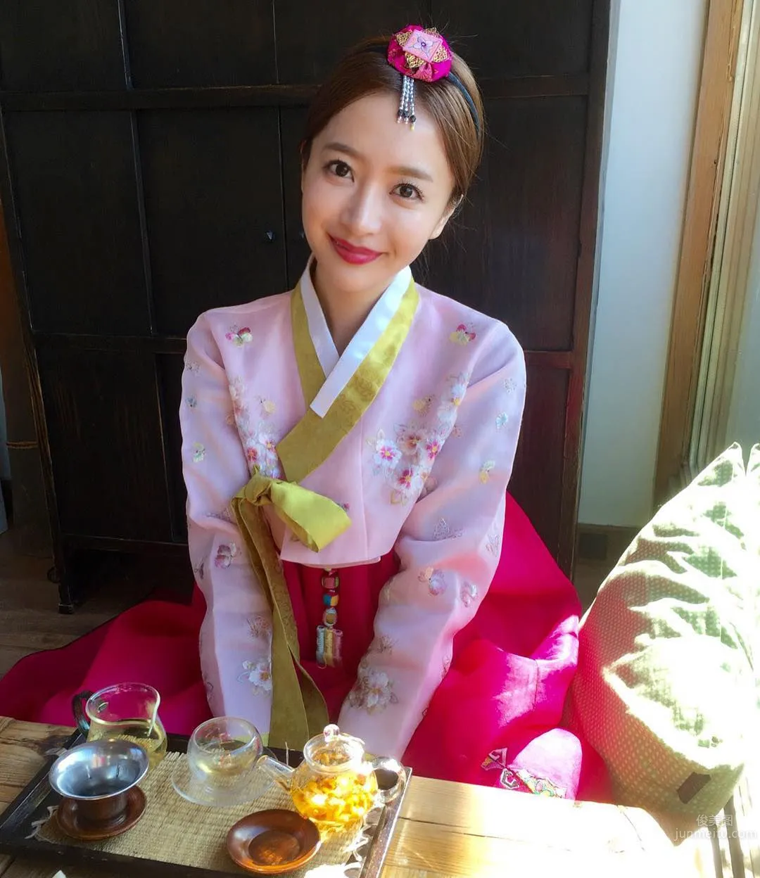Korean-Style Beauty Ayumu Takeuchi, Turns Out She Is a Japanese Girl photo 3