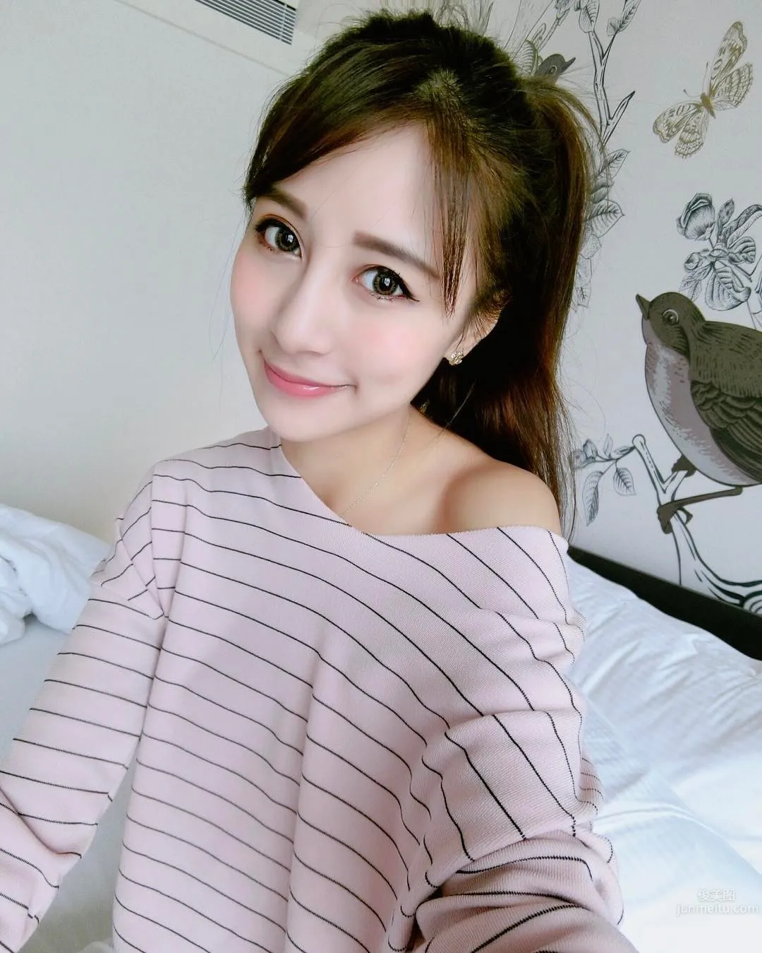 Once in a Millennium Flight Attendant Gao Yuwen Latest Massive Private Shoot 50P photo 16