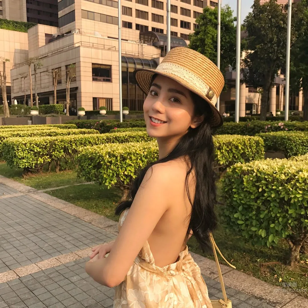 超美混血儿Tia 侧面运动照激似小昆凌_26