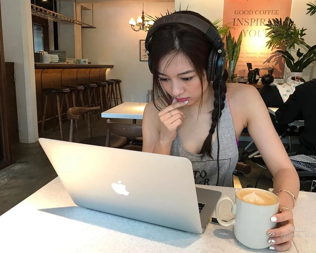 NTU Campus Beauty Wu Yide Elegant Private Shoot photo 22