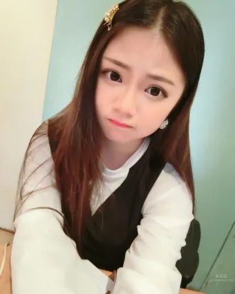 鄰家妹妹曾喆 清新可人的小隻馬