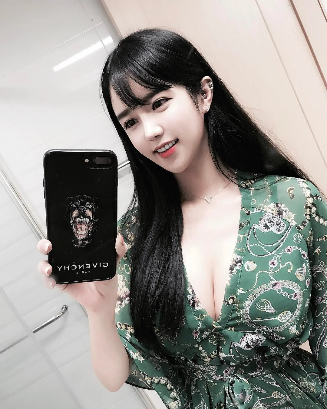 南韓夢幻女神李秀彬，最強視覺沖擊自拍照 5
