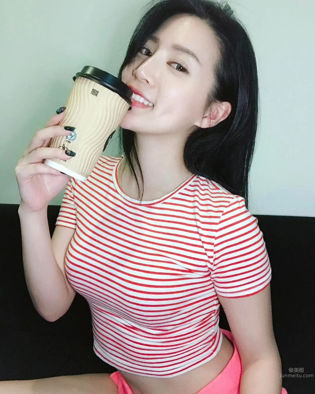 Taiwanese Talented Female Streamer Zu Zu, Her Singing Voice Makes People Fall in Love photo 22