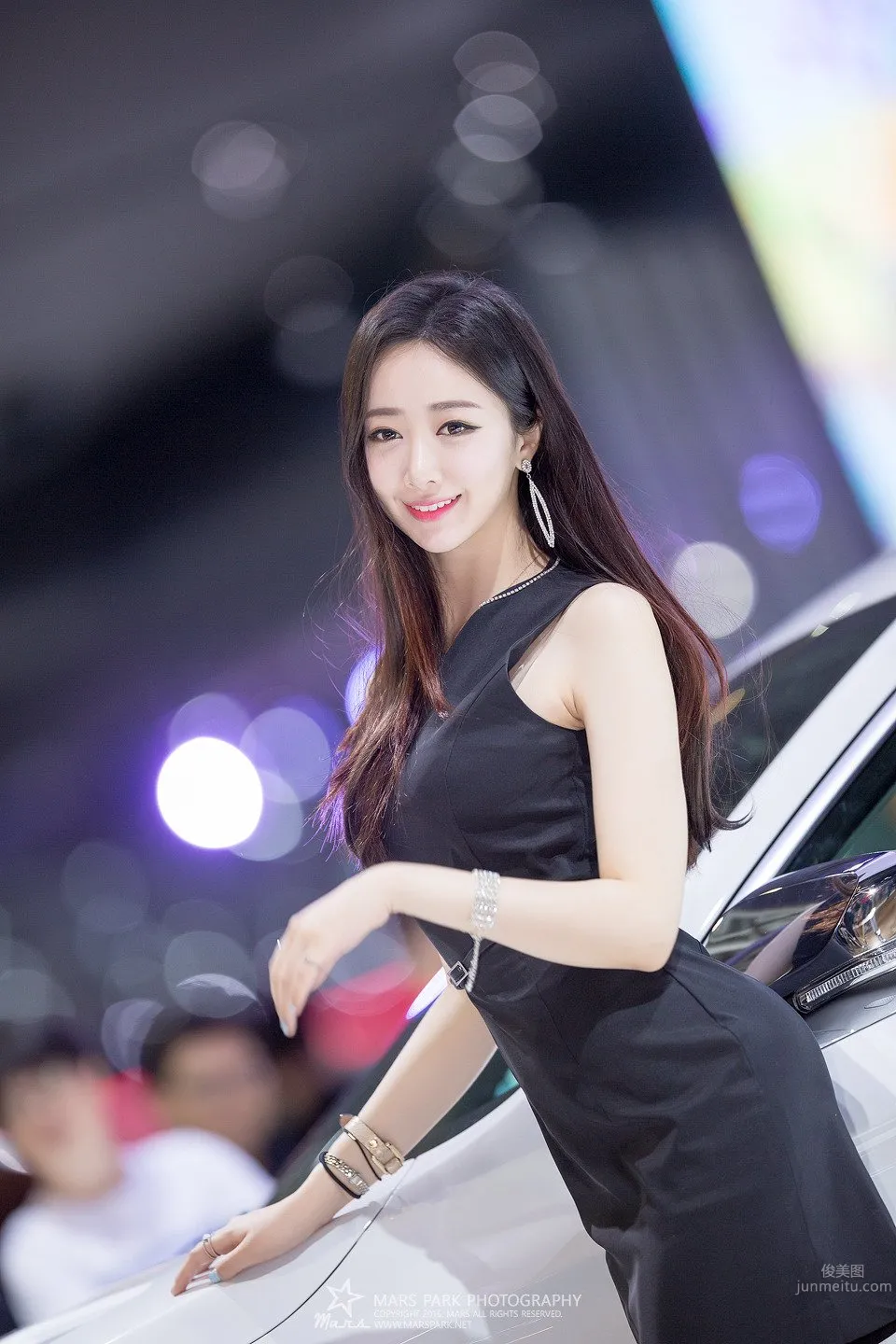 南韓氣質車模申海莉 車展矚目的焦點美人 4
