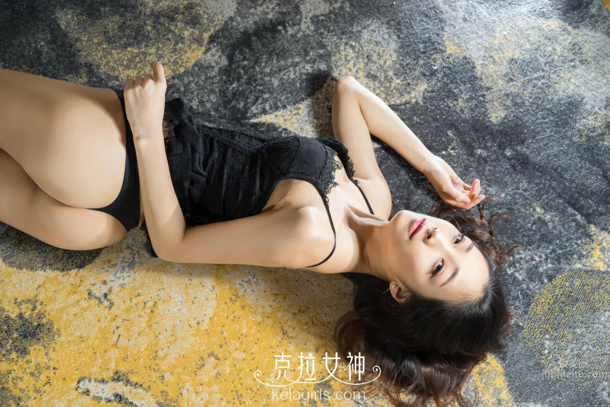 長腿氣質女神靜靜 《黑暗羽翼少女》 18