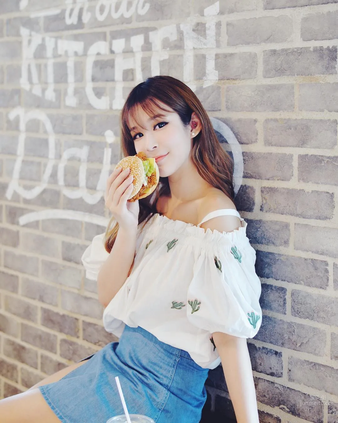 New Country Beauty Blogger Mykxii, Healing and Comforting Private Shoot photo 17