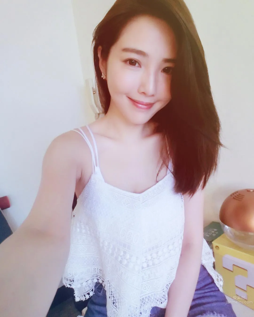 Weather Anchor Zhu Qiyu, Charming and Elegant Campus Beauty photo 5