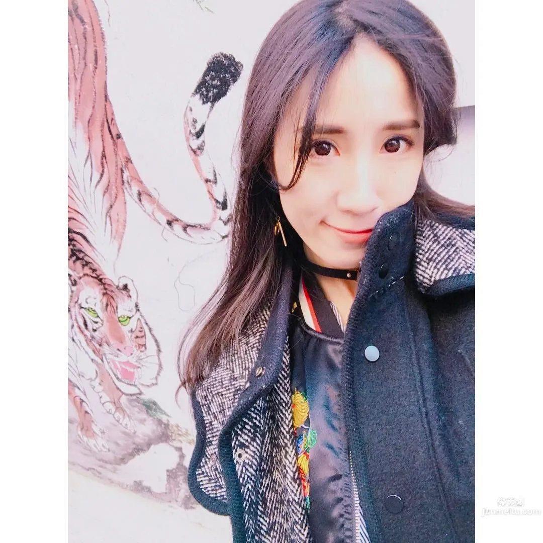 黑澀會美眉黃喬歆 沙灘大秀性感比基尼 2
