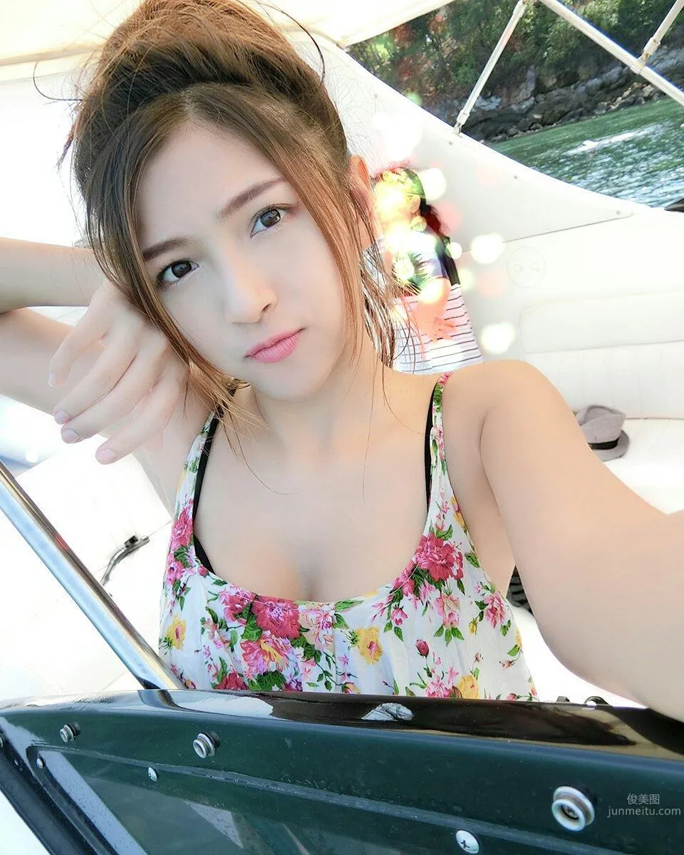 Thai Beauty Maneeya, Liverpool Football Baby photo 34
