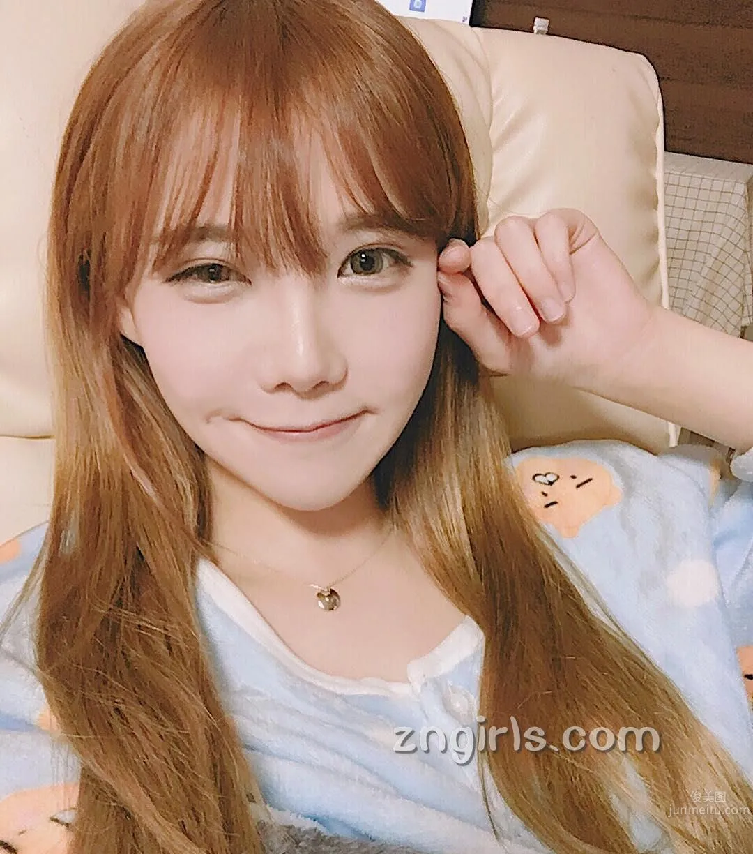 韓國蘿莉料理家素珍 傾心于各種美食小吃 11
