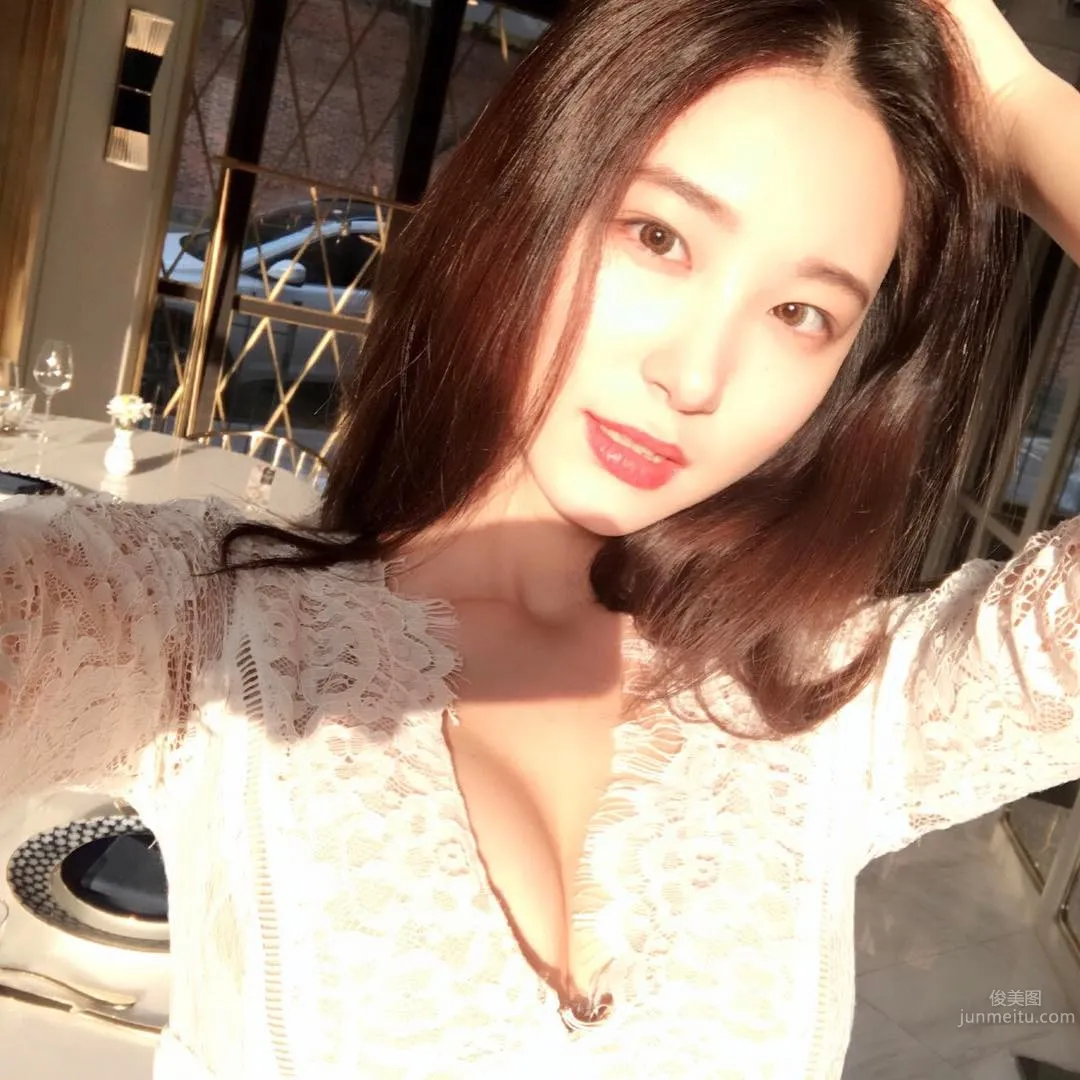 氣質網模申高恩 身材好穿什麼都上鏡 11