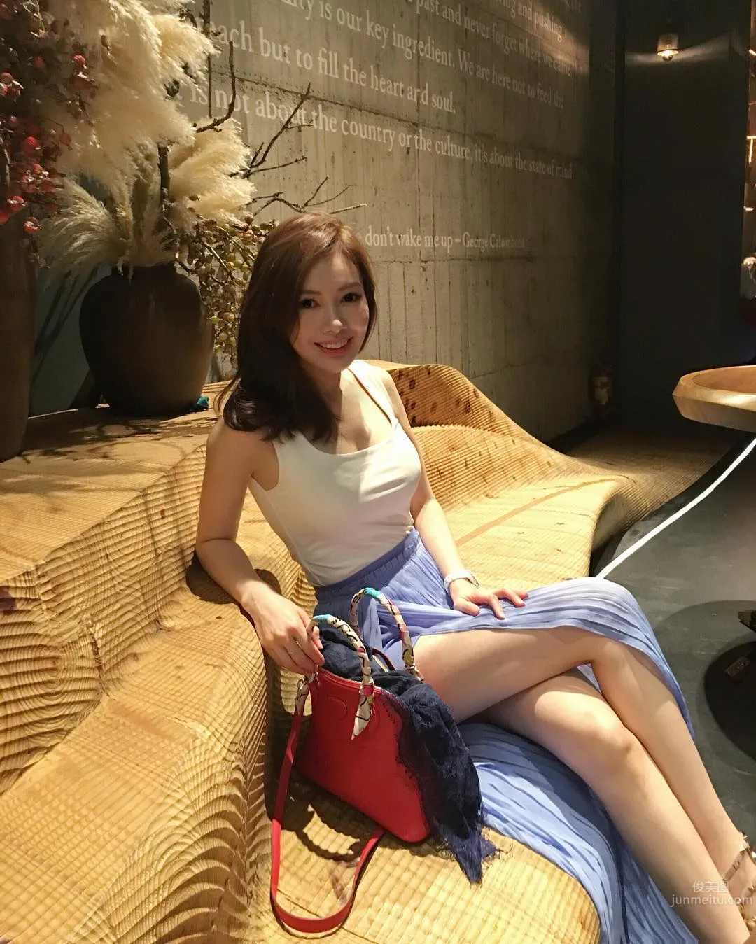 華航空姐Yu Ting Chen 王者榮耀且美貌驚人 4