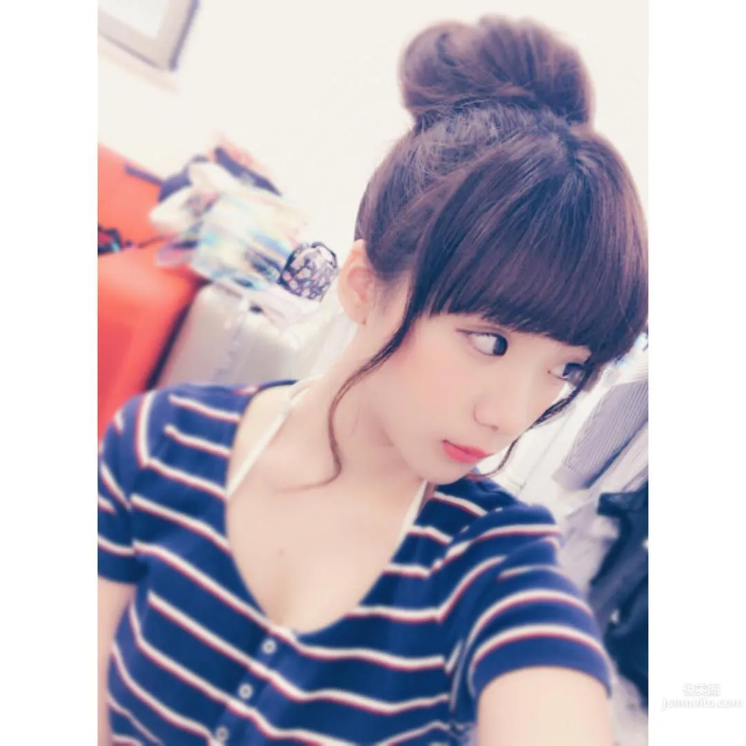 清純美女滿川晴月 稚嫩蘿莉私房照 10