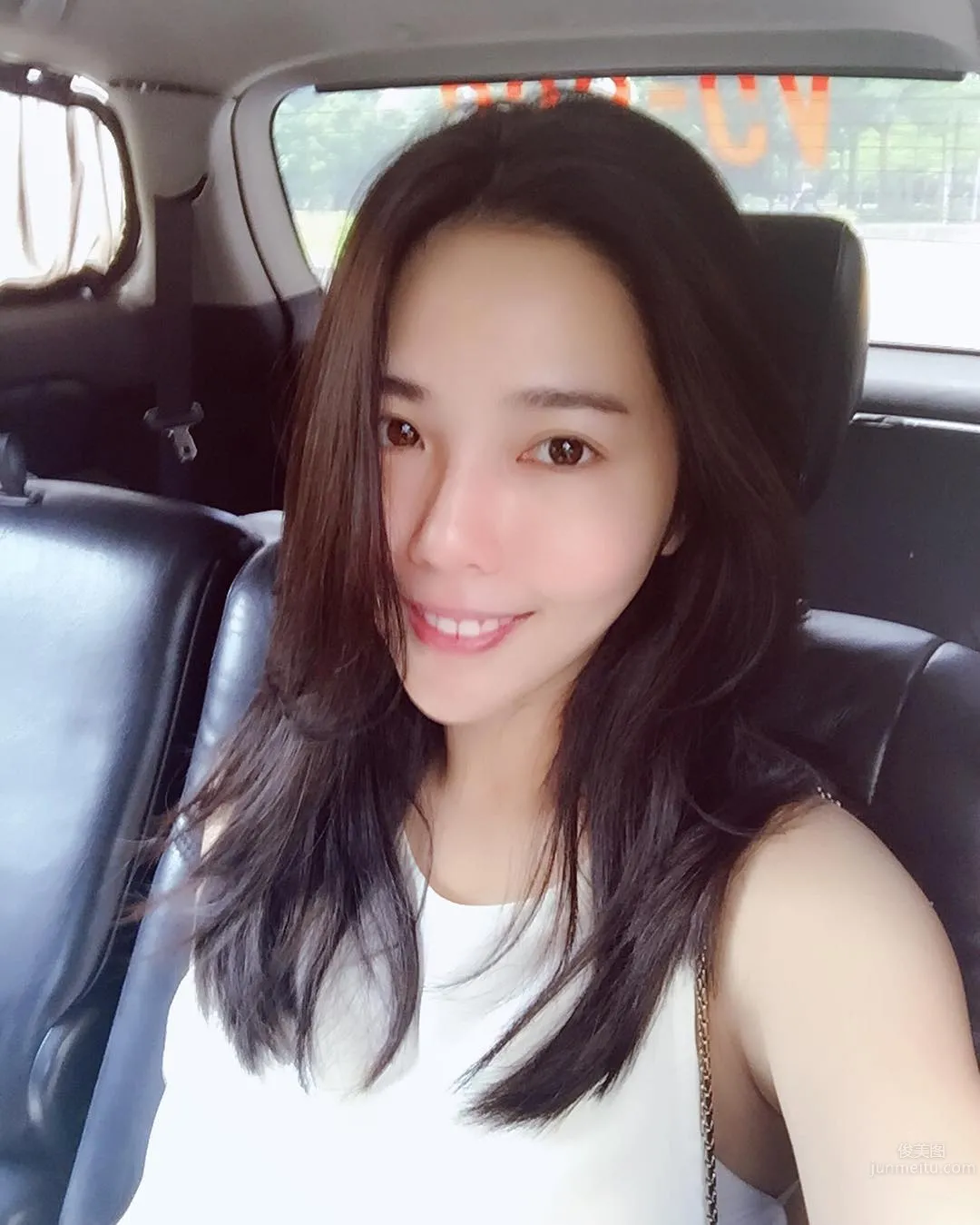 Weather Anchor Zhu Qiyu, Charming and Elegant Campus Beauty photo 14