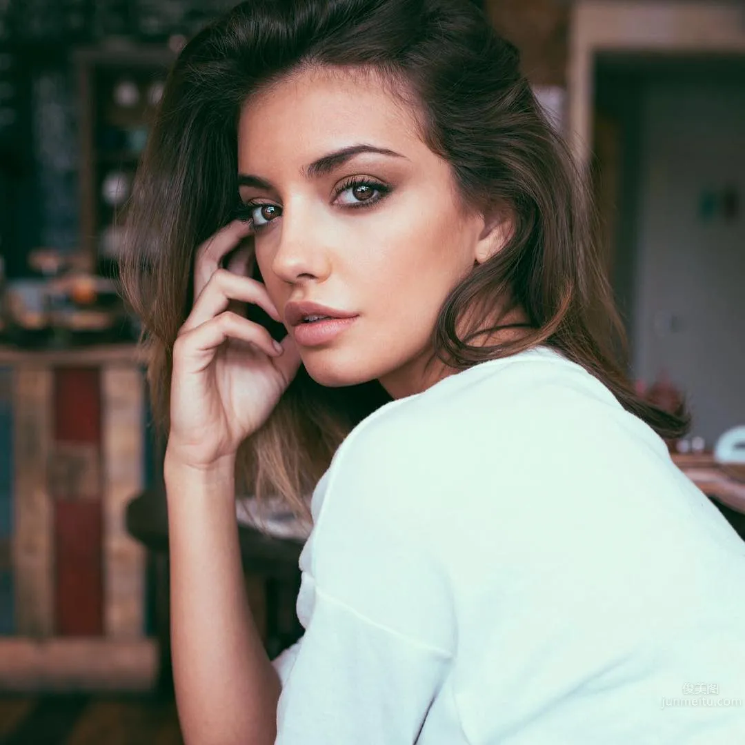 Spanish Young Model Barbara Rodiles, Eyes Locked photo 10
