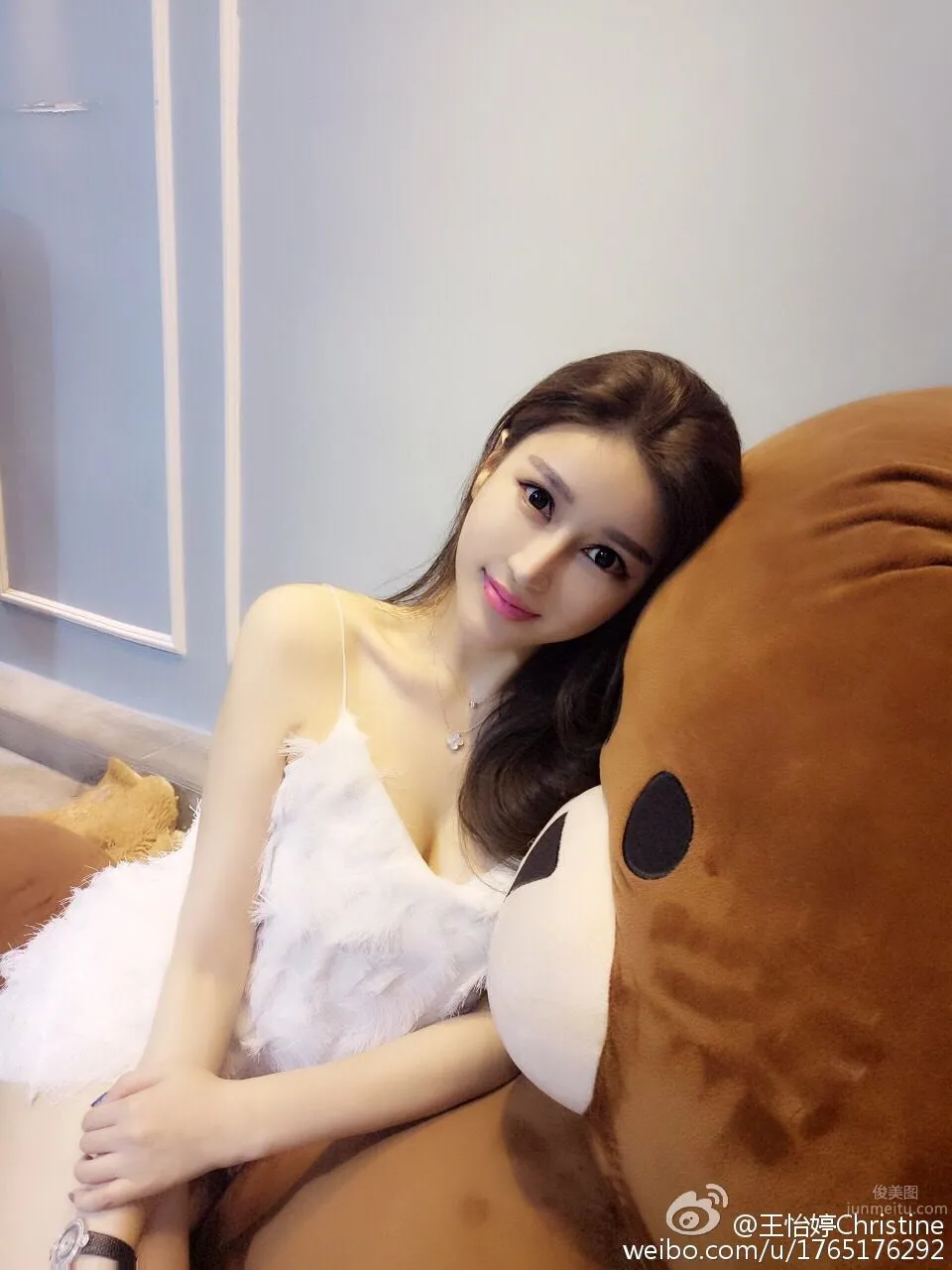Wang Yiting: Photo Set 2022 photo 14