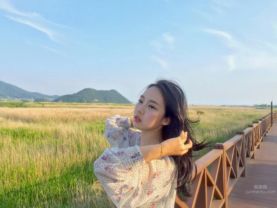 Korean Cute Girl Lee Yu Min Figure That Cannot Be Contained photo 9