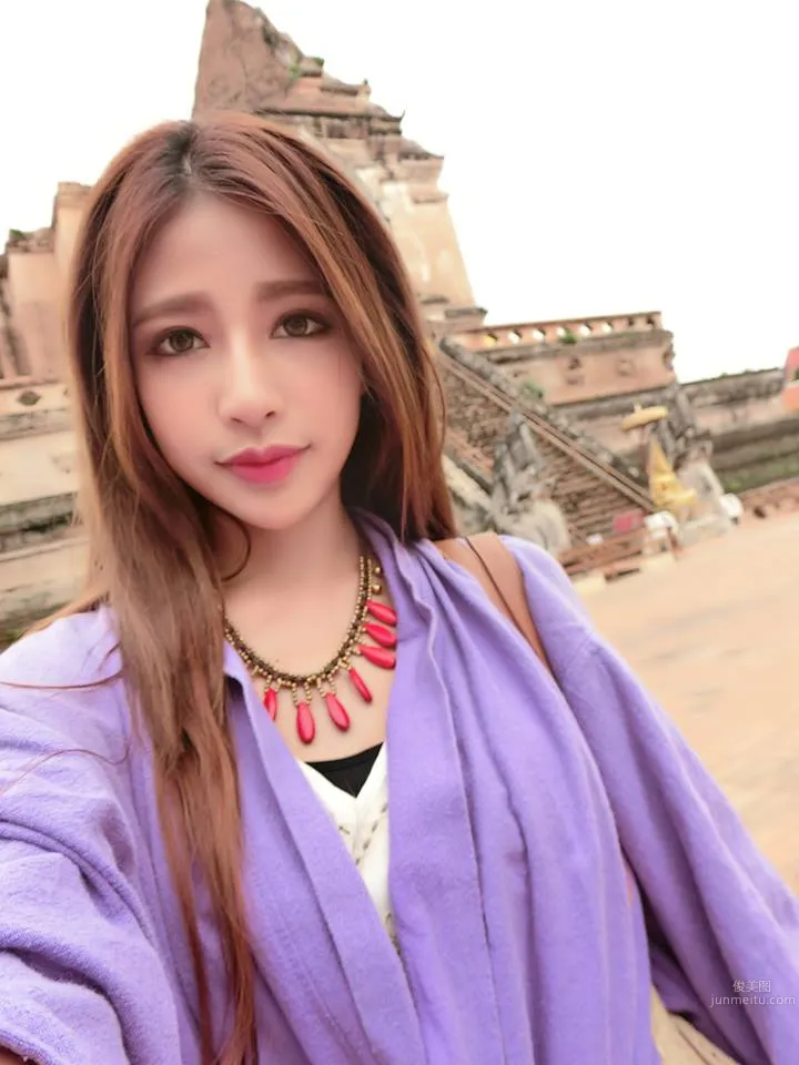 「触觉系」正妹陈予Fairy 厌世脸外拍女神私房照_16