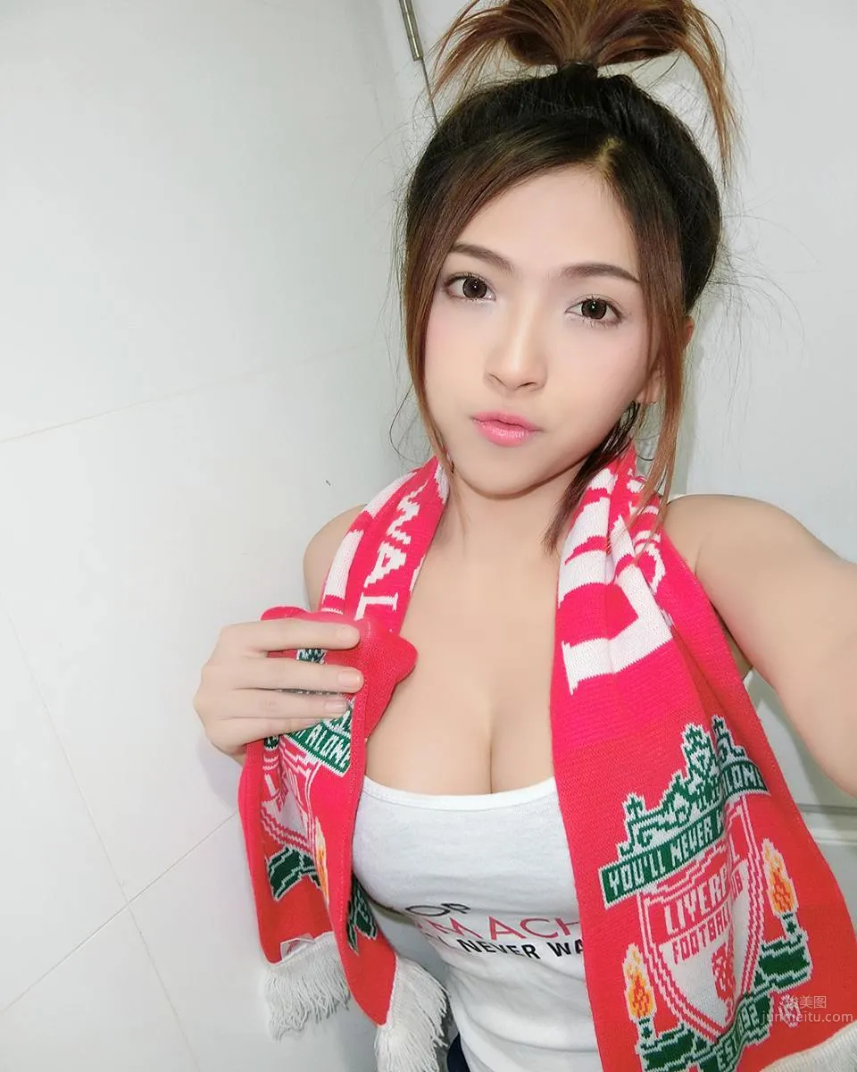 Thai Beauty Maneeya, Liverpool Football Baby photo 26