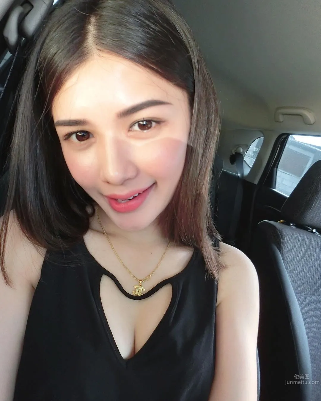 Malaysian Beauty You Shangren, Beautiful Outside and Even More Beautiful Inside photo 35