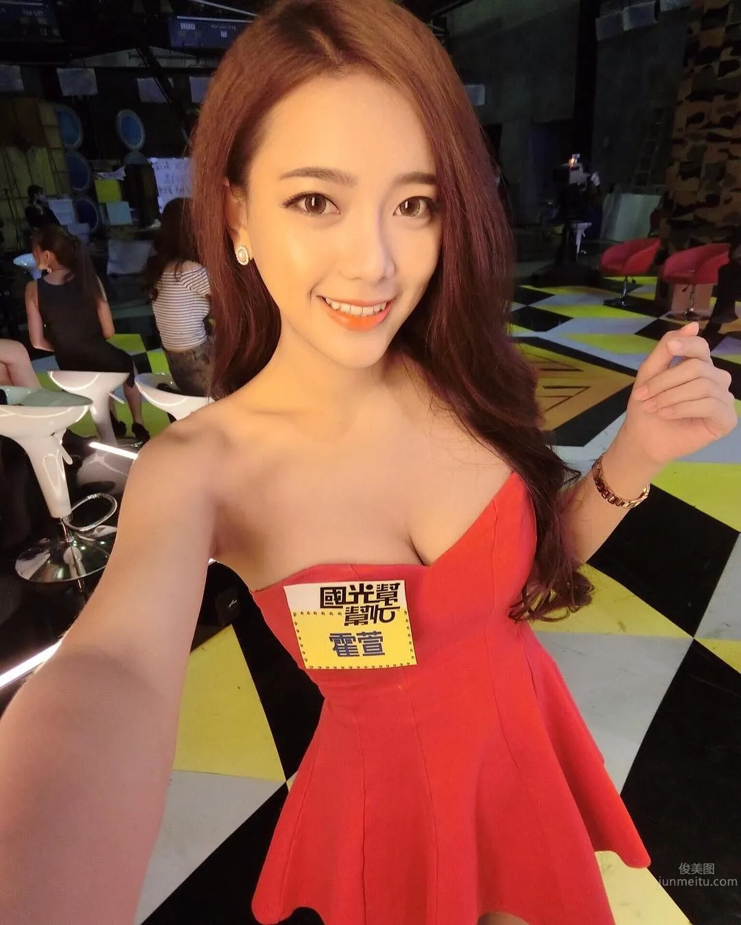 Perfect Goddess Xuanxuan Iris, A Pleasing Standard Beauty photo 23