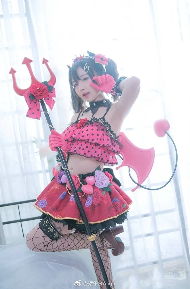 Trickster Girl Aileduo Aliga, the Coser Who Breaks Through the Wall of Dimensions photo 12