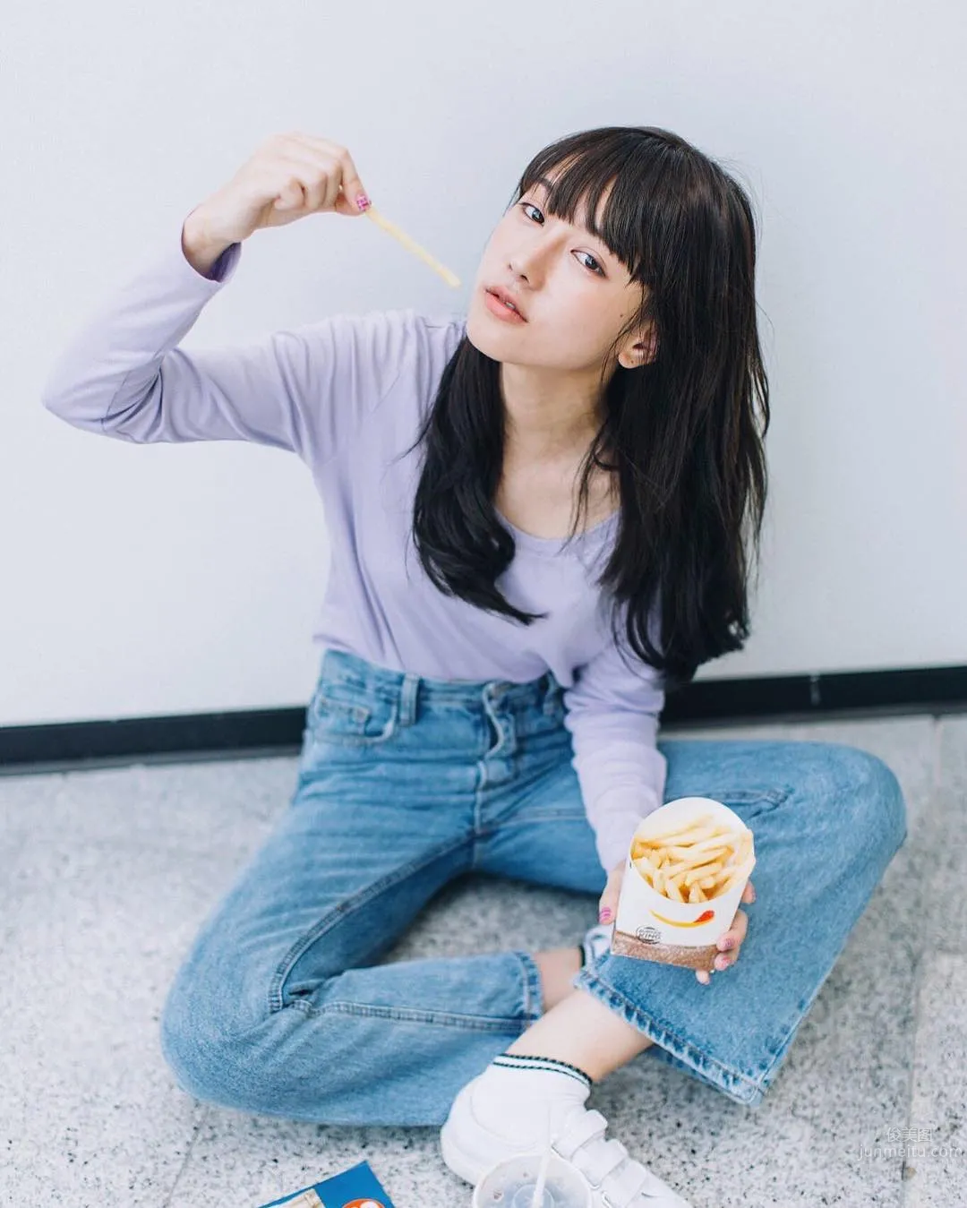 泰國正妹Alyss Sangperng 超清新空靈系美女麻豆 13