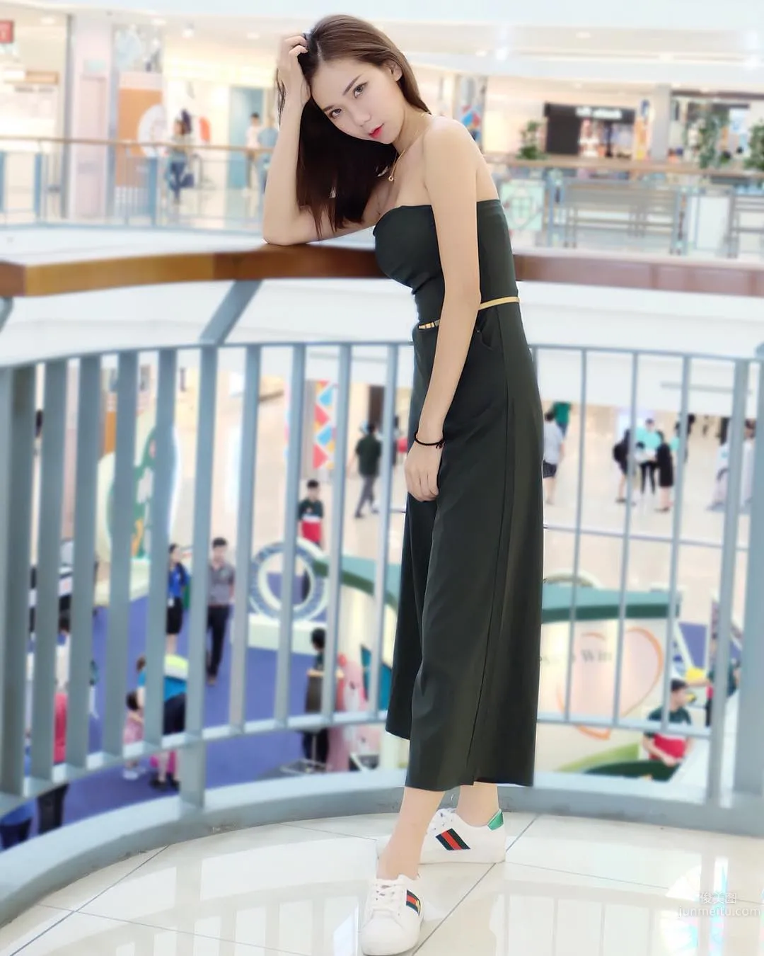 大马氧气美女沛妤IG私房美照_35