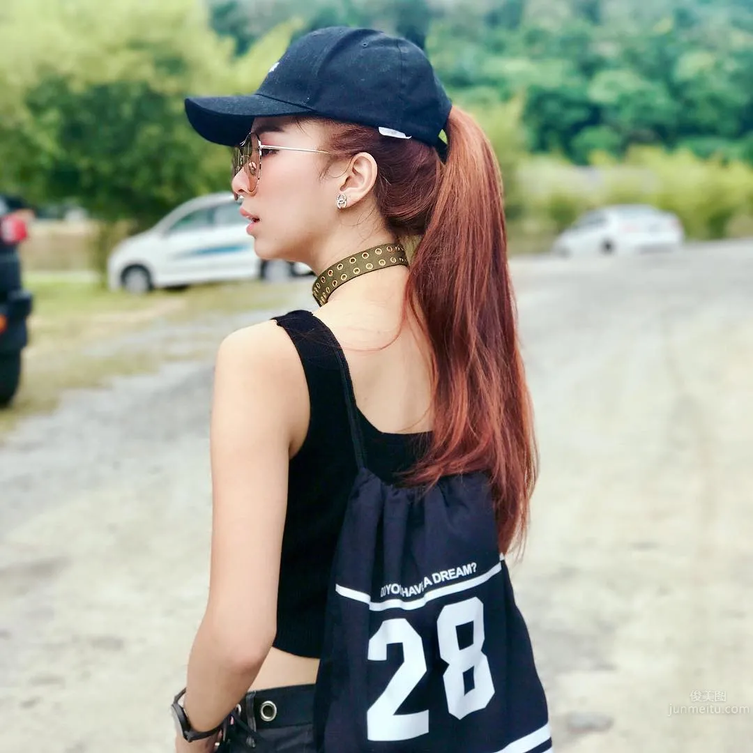 Malaysian Beauty Christine Pang Beach Beautiful Photos photo 28